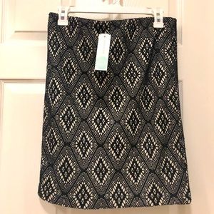 Lace pencil skirt